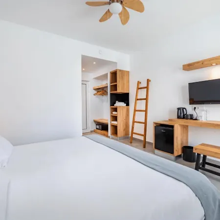 Summer Village Of Hippokrates - Adults Only 马尔马里