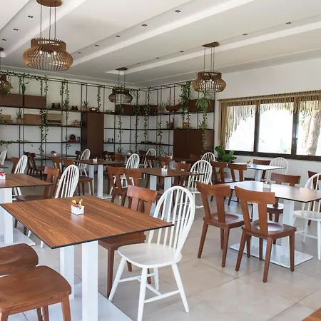 Summer Village Of Hippokrates - Adults Only